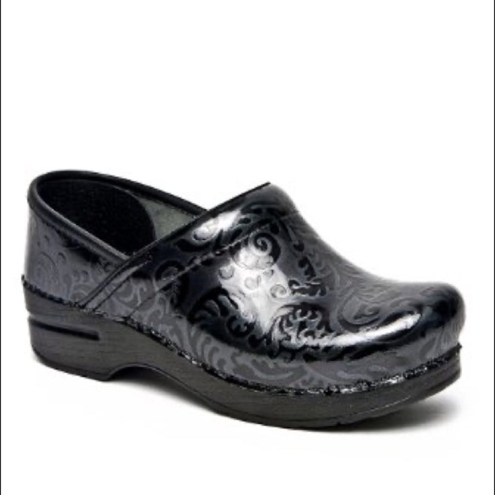 Dansko Women's Specialty Patent Clog in Black Arabesque
